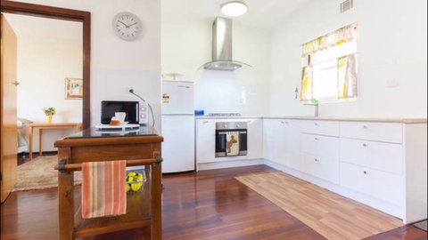 Broadway Apartments - Accommodation Europe 11