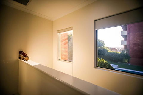VIP Stays - Villa De Burswood Luxury 3BR Suite W/ King Bed FREE WIFI - Accommodation Europe 9