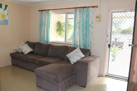 Jurien Beachfront Holiday Units - Tourism Bookings 7