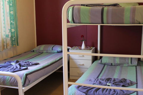 Jurien Beachfront Holiday Units - Tourism Bookings 14