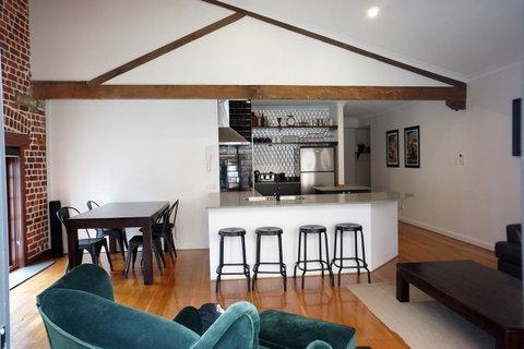 West End 1877 Callan Apartments - Tourism Bookings 6