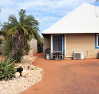 Osprey Holiday Village Unit 213/1 Bedroom - Spa bath king size bed perfect for any couple - Events Australia