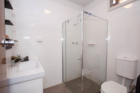 EUCLA MOTOR HOTEL - Events Australia 22