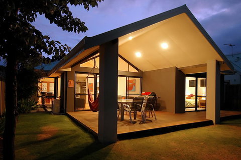 THE SANCTUARY LUXURY HOLIDAY HOME - Events Australia 27