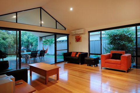 THE SANCTUARY LUXURY HOLIDAY HOME - Events Australia 18