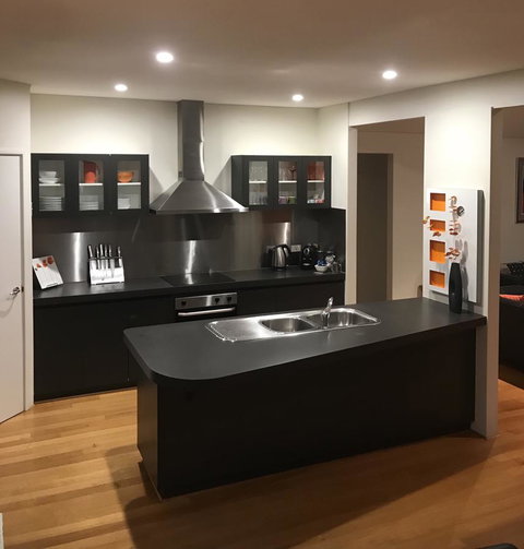 THE SANCTUARY LUXURY HOLIDAY HOME - Events Australia 9