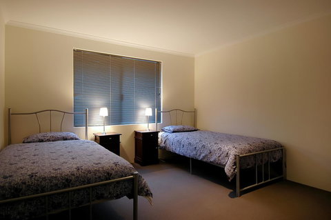 THE SANCTUARY LUXURY HOLIDAY HOME - Events Australia 5