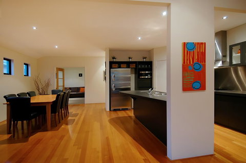 THE SANCTUARY LUXURY HOLIDAY HOME - Events Australia 14