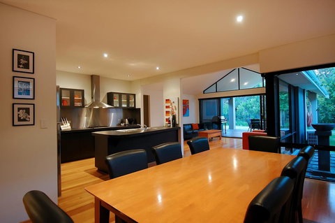 THE SANCTUARY LUXURY HOLIDAY HOME - Events Australia 19