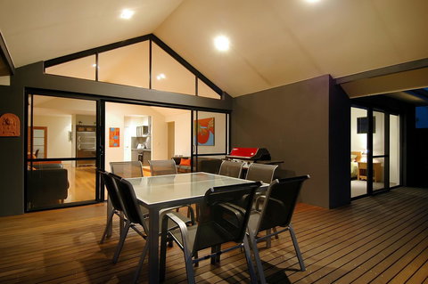 THE SANCTUARY LUXURY HOLIDAY HOME - Events Australia 25