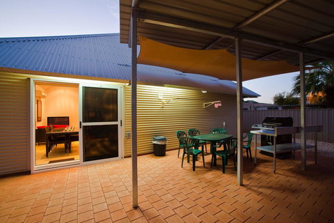 Osprey Holiday Village Unit 103 2 Bedroom - Events Australia 11