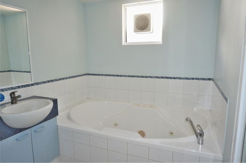 Osprey Holiday Village Unit 120 - Plenty Of Room For A Large Family - Events Australia 13