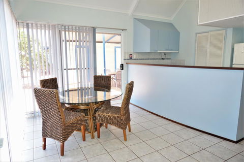 Osprey Holiday Village Unit 120 - Plenty Of Room For A Large Family - Events Australia 5