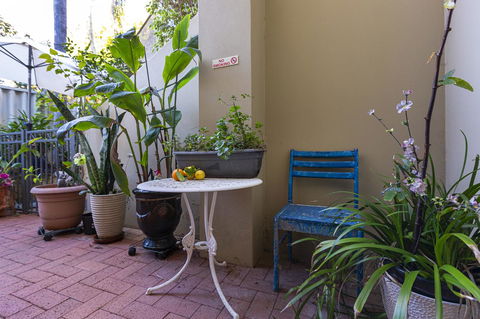 Como Executive Apartment - Events Australia 11