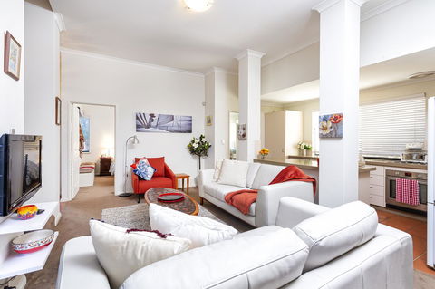 Como Executive Apartment - Events Australia 5