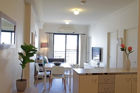 WESTEND CBD PERTH-ULTIMATE LOCATION - Tourism Bookings 0