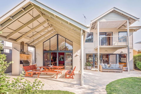 Geographe Cove Resort - Events Australia 12