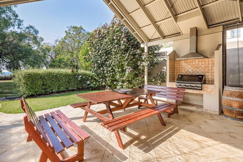 Geographe Cove Resort - Events Australia 3