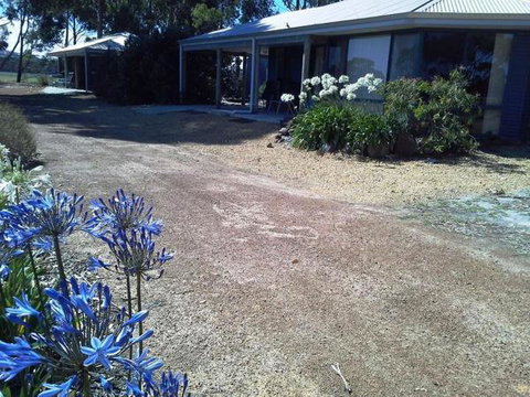 Cosy Corner Chalets - Events Australia 3