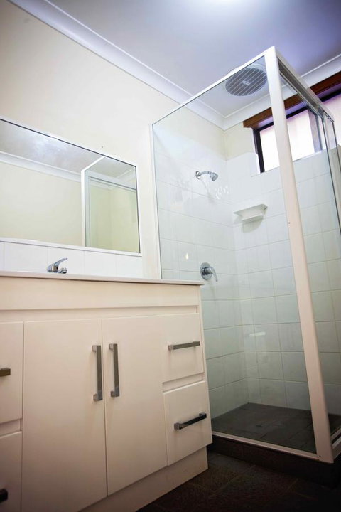 Hopetoun Motel & Chalet Village - Events Australia 43