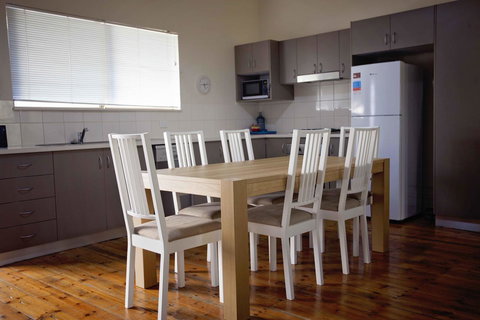 Hopetoun Motel & Chalet Village - Events Australia 7