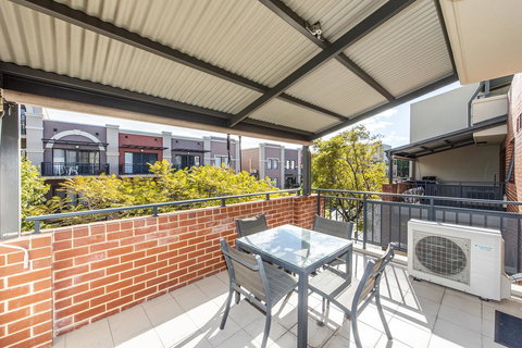 Subiaco Emporium Apartment - Events Australia 1