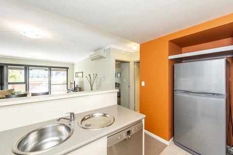 Subiaco Emporium Apartment - Events Australia 18