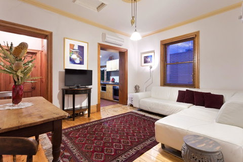 Annie's Victorian Terrace Accommodation Fremantle - Tourism Bookings 29