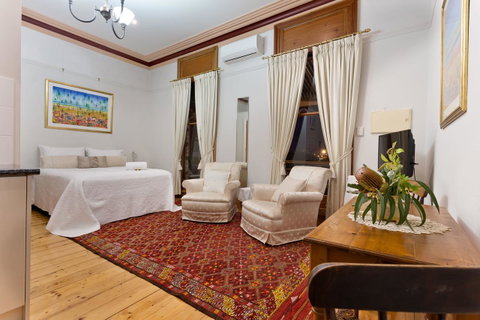 Annie's Victorian Terrace Accommodation Fremantle - Tourism Bookings 16