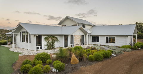 The White House At Wallcliffe Farms - Events Australia 2