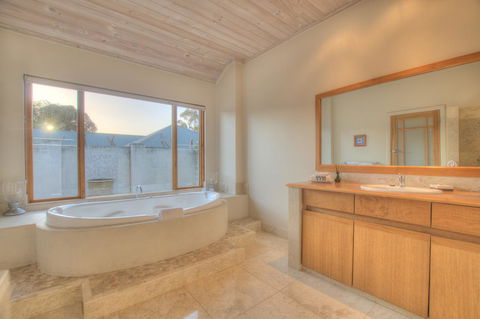 Moana Spa Villas - Prime Yallingup Location - Events Australia 17