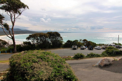 BINALONG BEACH COTTAGE Beachfront At Bay Of Fires Next To Restaurant - Events Australia 16