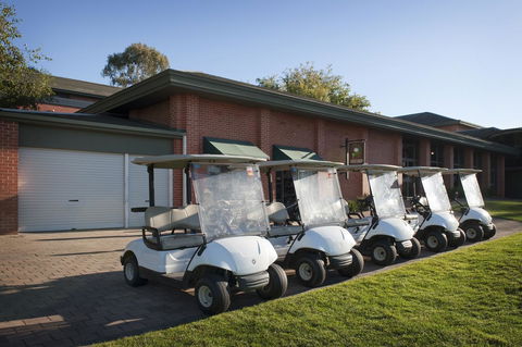 Country Club Tasmania - Tourism Bookings 33