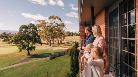 Country Club Tasmania - Tourism Bookings 26
