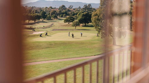 Country Club Tasmania - Tourism Bookings 24