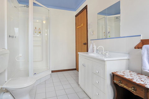 Harvey Farm Lodge - Accommodation Europe 25