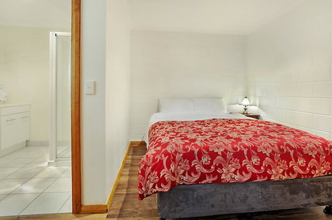 Harvey Farm Lodge - Accommodation Europe 22