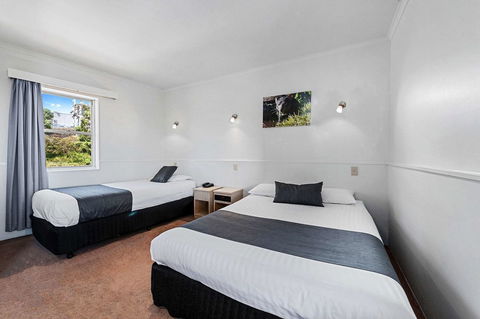 Coach House Launceston - Tourism Bookings 16