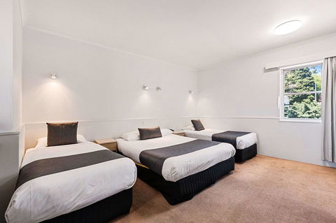 Coach House Launceston - Tourism Bookings 14