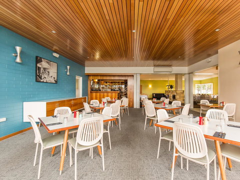 Riverfront Motel & Villas - Events Australia 6