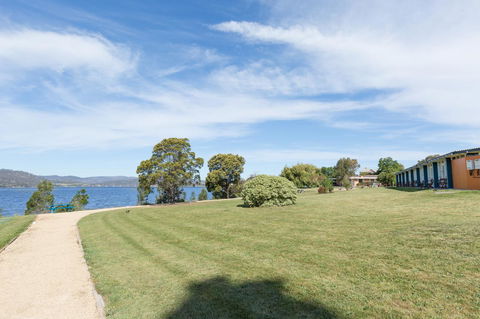 Riverfront Motel & Villas - Events Australia 3