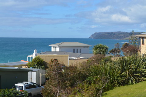 Seascape Beach House - Events Australia 9