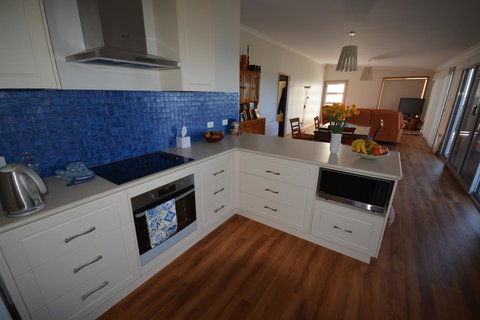 Seascape Beach House - Events Australia 2