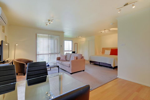 Aloft Boutique Accommodation - Accommodation Europe 1