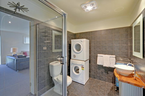 Aloft Boutique Accommodation - Accommodation Europe 16