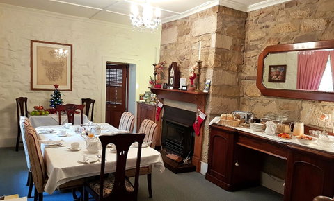 Orford's Sanda House B&B - Events Australia 16