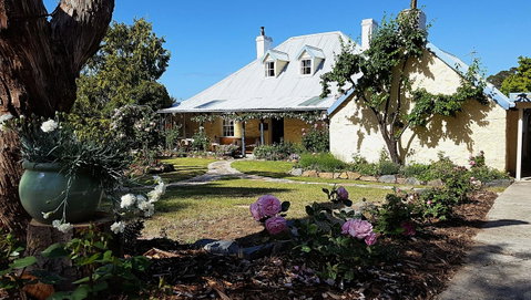 Orford's Sanda House B&B - Events Australia 6