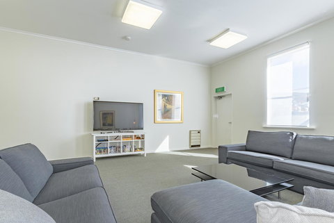 4 Bedroom House - Hobart CBD - Free Parking - Free WIFI - Events Australia 20