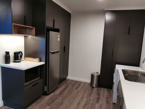 Youngtown Executive Apartments - 2BR Included, Free Parking & Wifi, Sofa Bed & Cot Fee Applies - Tourism Bookings 33
