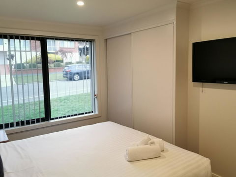 Youngtown Executive Apartments - 2BR Included, Free Parking & Wifi, Sofa Bed & Cot Fee Applies - Tourism Bookings 8